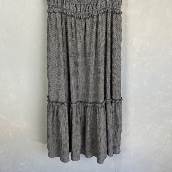 T Tahari size M ruffle tiered gingham midi dress black lined spaghetti strap - Picture 5 of 16